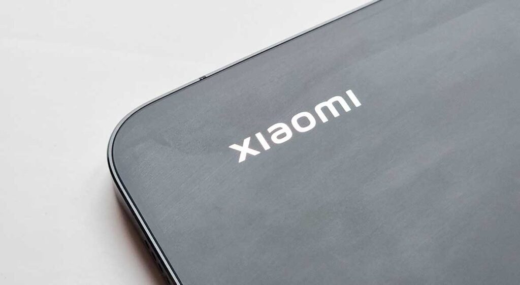 Xiaomi logo on the back of the tablet.