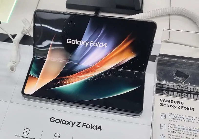 But how does the new Z Fold 4 compare to its older brother - the Galaxy Z fold 3?