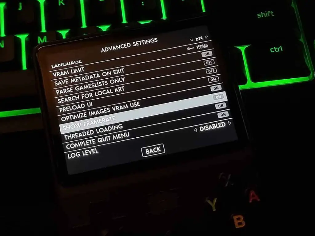 Turning on the system menu FPS indicator on the R36S retro gaming handheld.