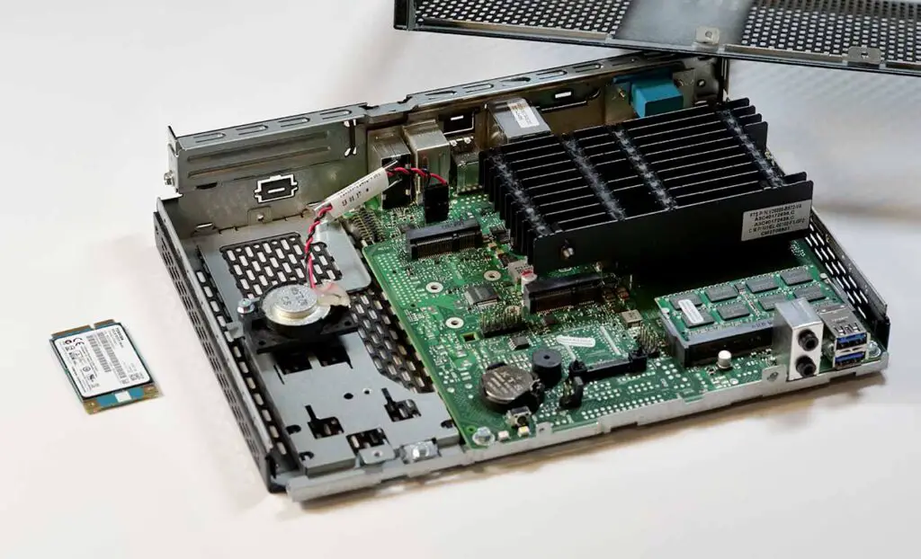 Inside shot of the Fujitsu Futro S720 thin client terminal.