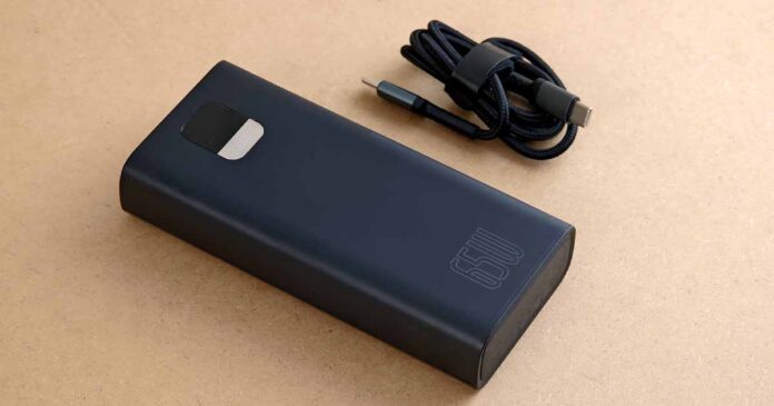 USAMS/TECHSMARTER 65W 20000mAh Power Bank - Hands-On Review (T130LP)