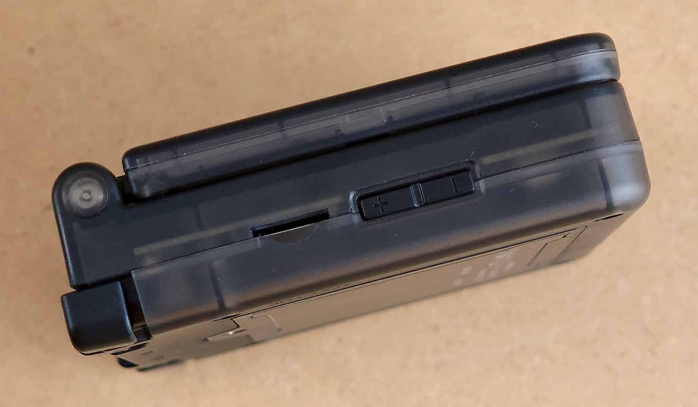 New Powkiddy V90S Clamshell Hands-On Review - Tech Tactician
