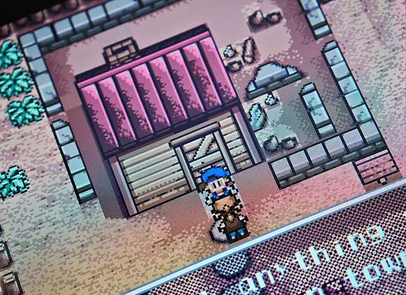 Genuine R36S panel 0 display closeup shot.