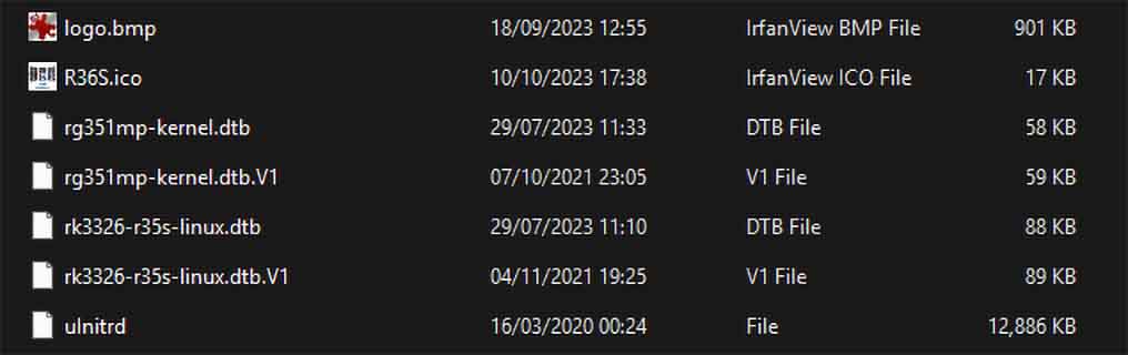 Screenshot of the R36S BOOT partition in Windows showing DTB files: rg351mp-kernel.dtb and rk3326-r35s-linux.dtb.
