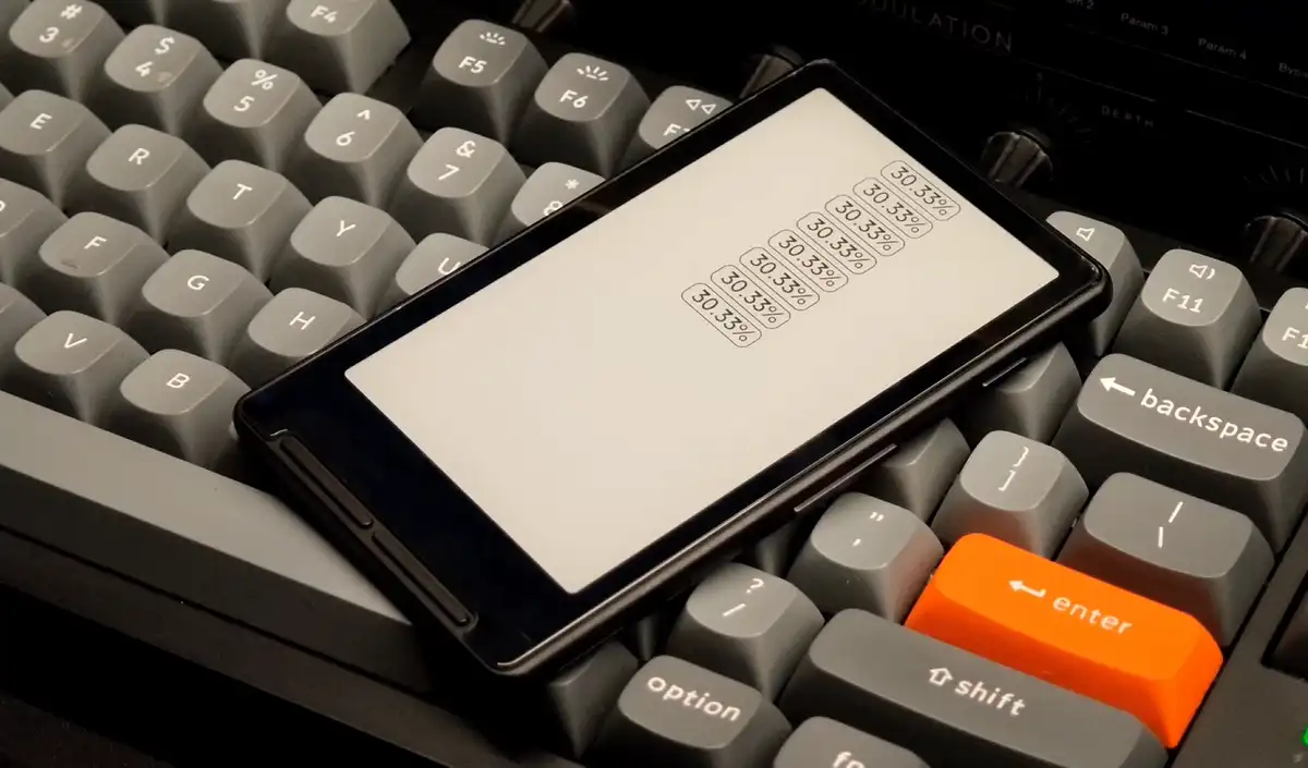Xteink X4 stock firmware slowly parsing the book files on the card.
