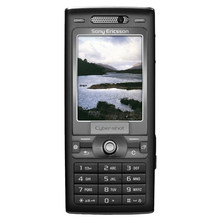 Sony Ericsson K800i Cyber-shot phone.